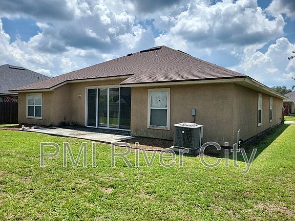 3rd image of 8592 Falling Springs Dr