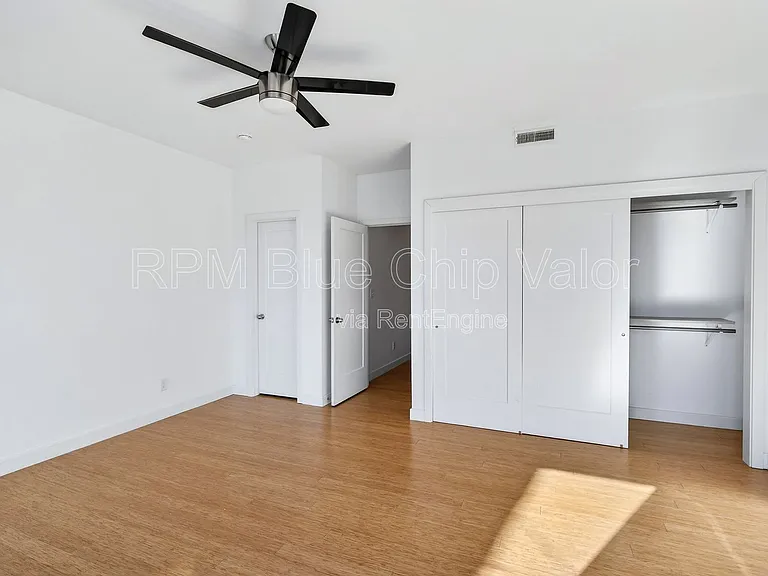 432 Liberty Hl #A — Photo 19
