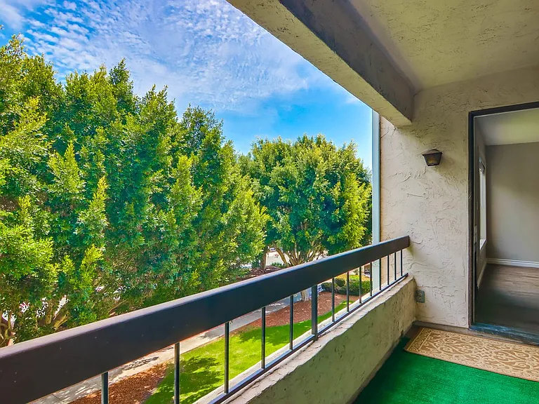 5645 Friars Rd #377 — Photo 32