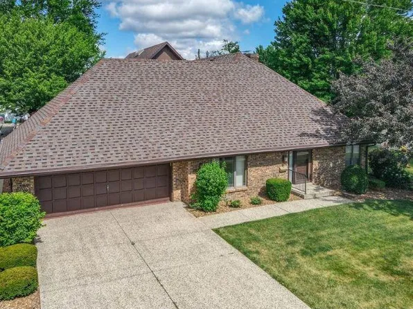 431 N Walnut St, Manteno, IL 60950