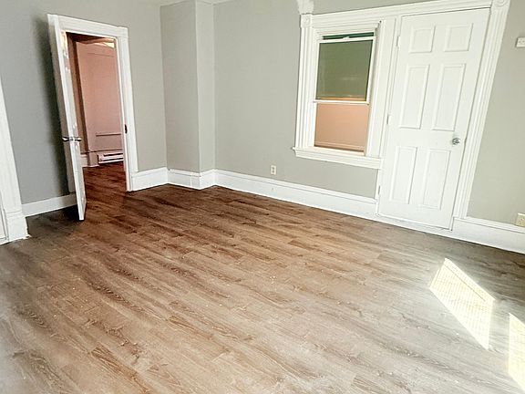 3rd image of 2705 Bryant Ave N Unit 2