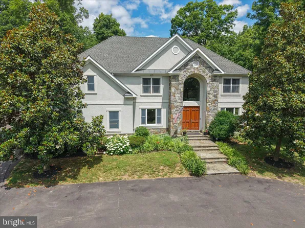 5202 Chase Ln, Midland, VA 22728