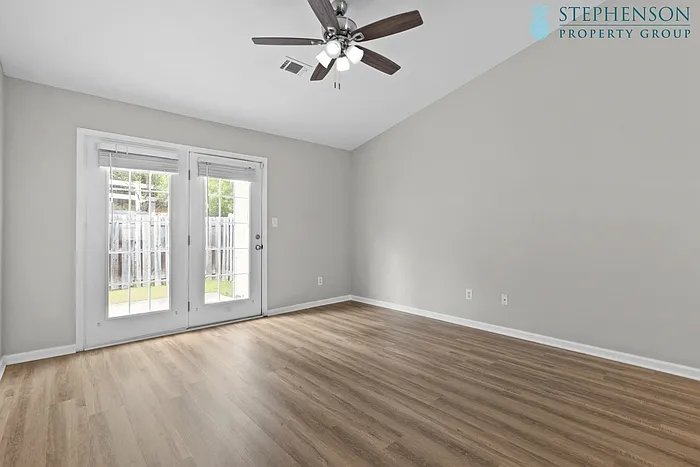 423 Elders Pond Cir — Photo 6