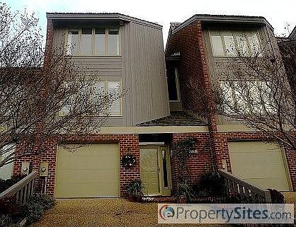 1st image of 3936 Oakridge Cir