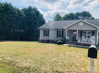 102 Back St, Randleman, NC 27317