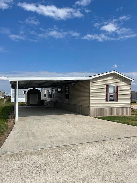 1st image of 2899 Sugarloaf Dr Trailer 37