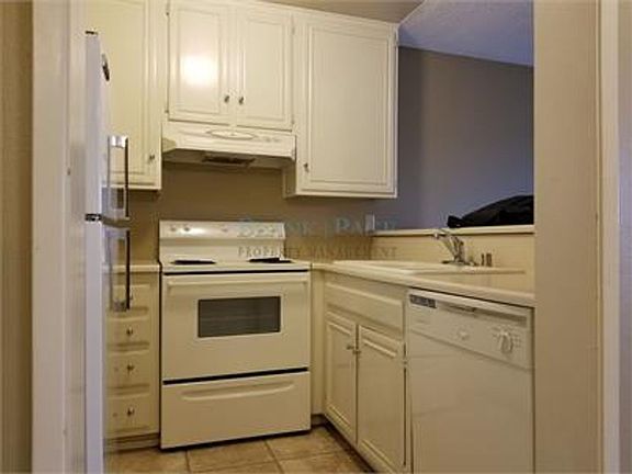5th image of 6930 Hyde Park Dr Unit 226