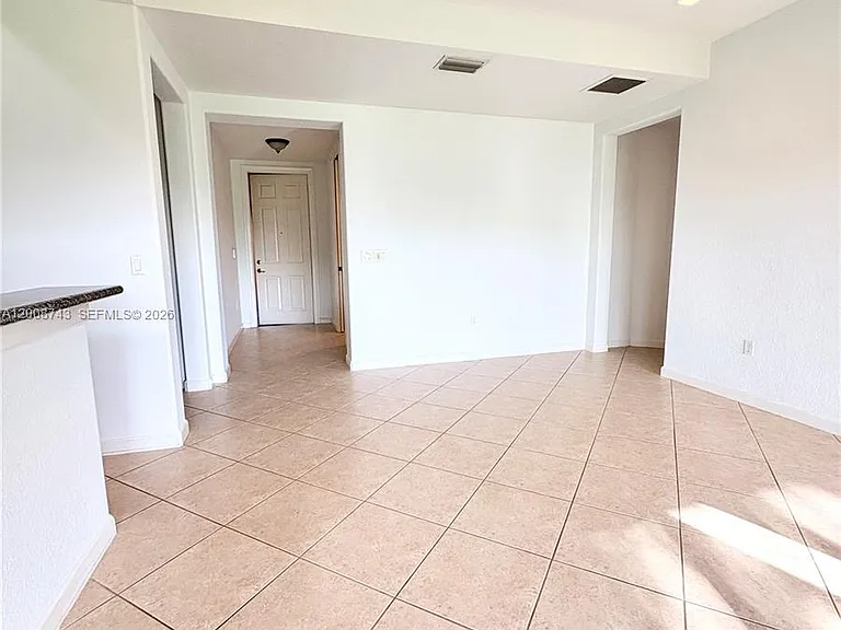 7993 NW 128th Ln #13-B — Photo 6