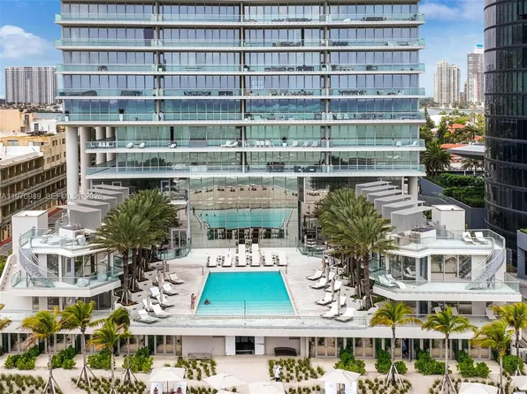 18501 Collins Ave, Sunny Isles Beach, FL