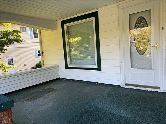 4th image of 726 S Vine St