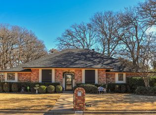 4615 Clay Court Ln, Arlington, TX 76017