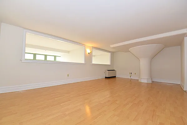 Rented by Keller Williams NYC | media 40