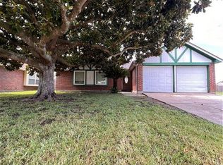 1925 Stall Dr, Harvey, LA 70058