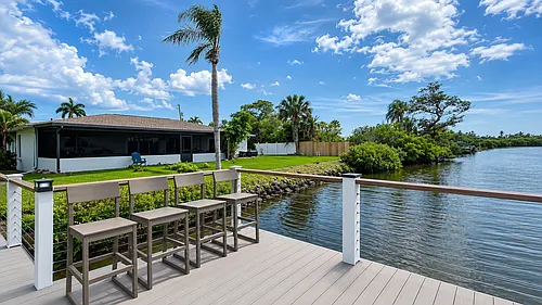 902 Bayshore Dr Photo 1