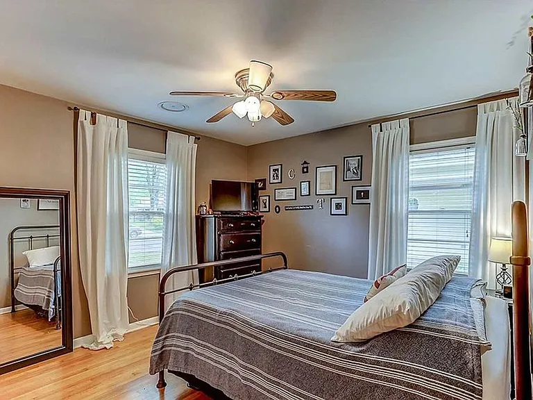 1663 Estate Dr — Photo 7