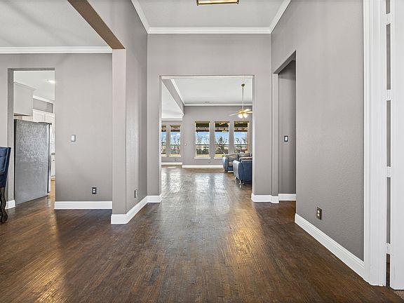 4th image of 117 Vail Ln