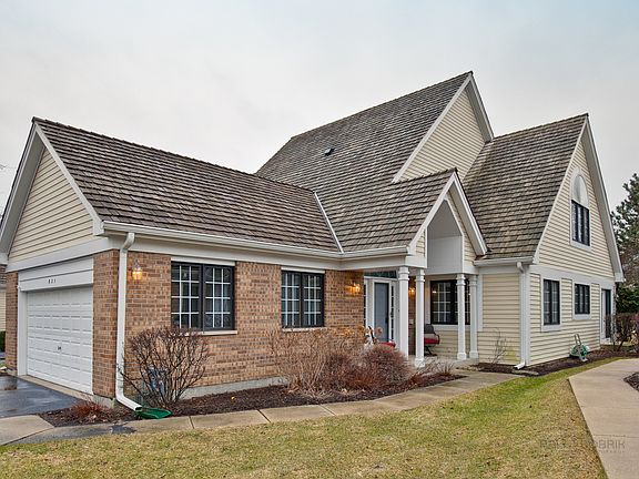 3rd image of 821 Braeman Ct