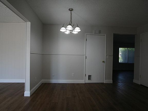 5th image of 4800 Peale Dr