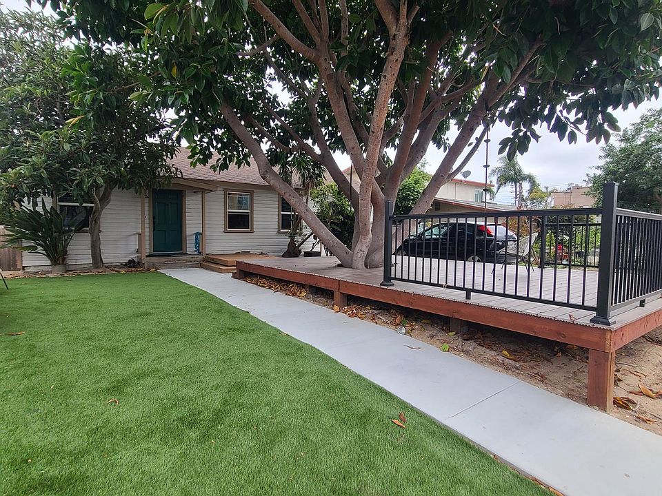 1st image of 2211-13 Felspar St