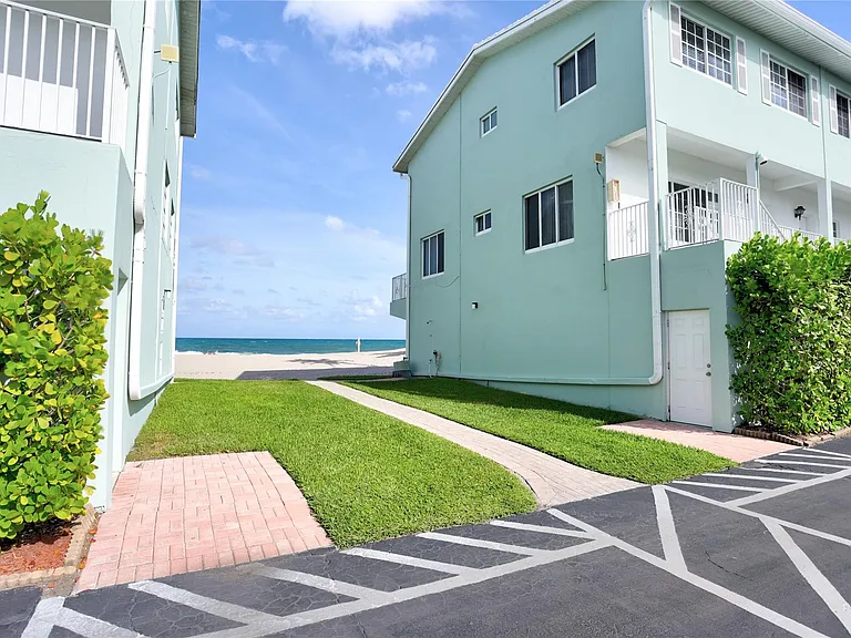 5400 N Ocean Blvd #32 — Photo 29