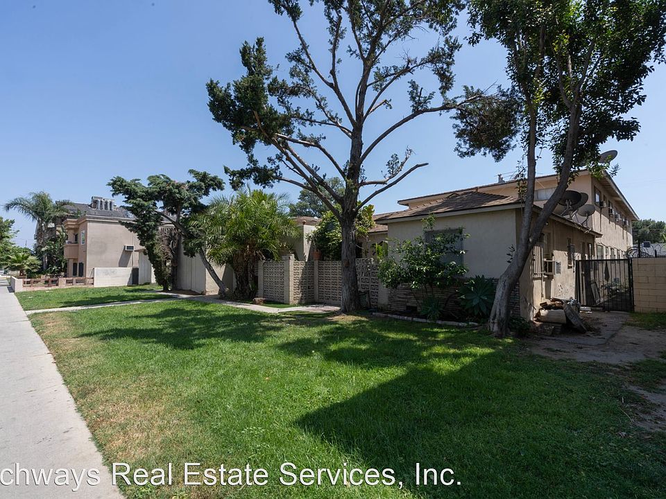 1st image of 15150 Roscoe Blvd #11