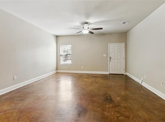 3rd image of 124 Kimble St #B