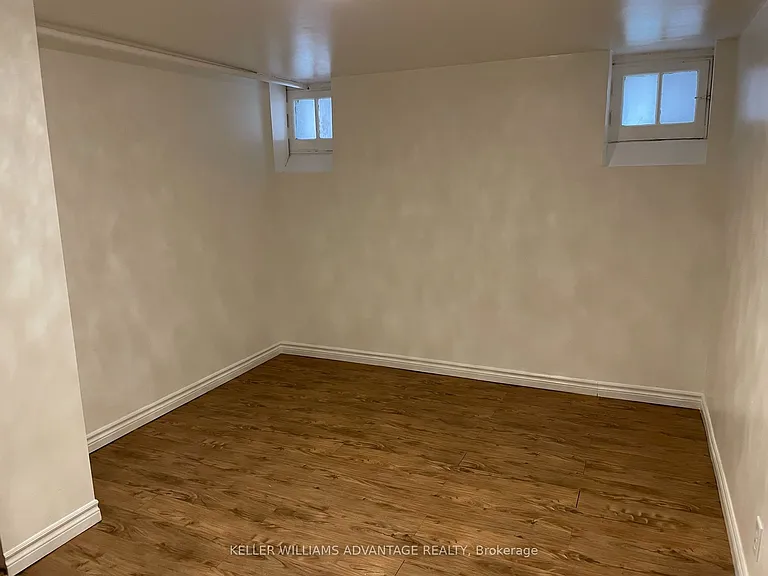 347 Walmer Rd #BASEMENT — Photo 11