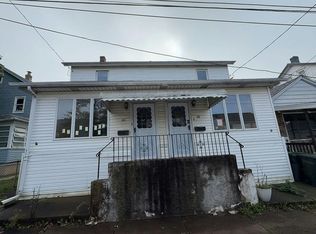 38 E Grant St, McAdoo, PA 18237