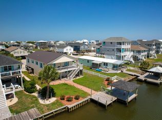 1041 1st Street, Surf City, NC 28445