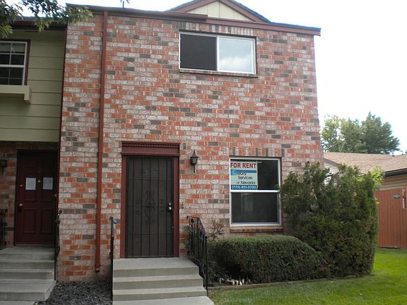 2nd image of 487 E Lincoln Way APT 1A