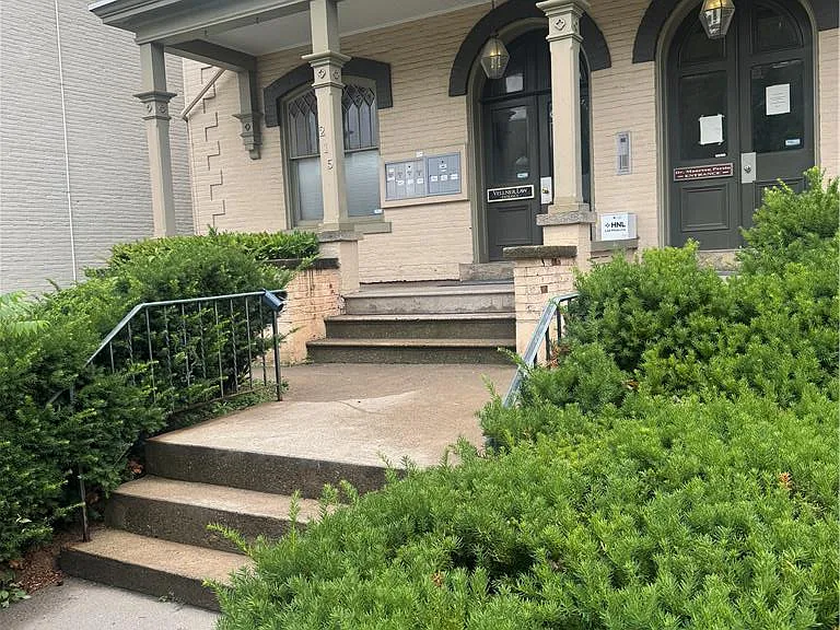 215 W Broad St #7 — Photo 1