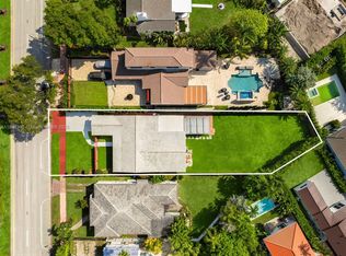 5127 Alton Rd, Miami Beach, FL 33140