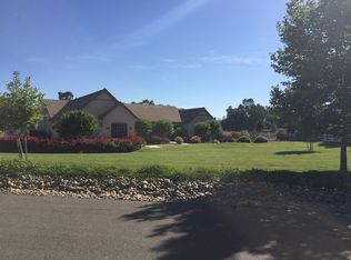 10186 Atlantis Dr, Elk Grove, CA 95624