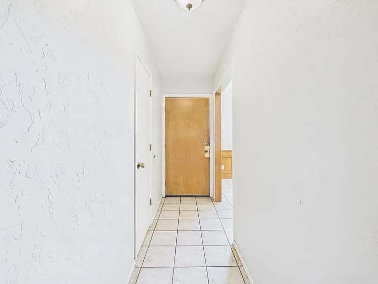 5822 Syracuse Dr — Photo 17