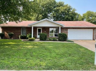 536 Windrift Dr, Belleville, IL 62221