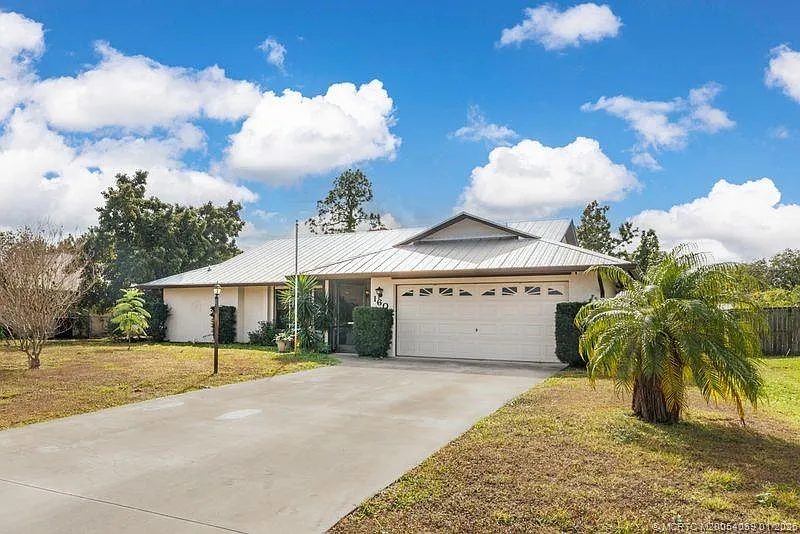 2 bed, 2.5 bath, 1521 sqft, $2,600 — Photo 3