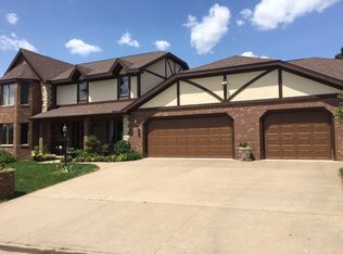 143 Fairway Ct, Onalaska, WI 54650
