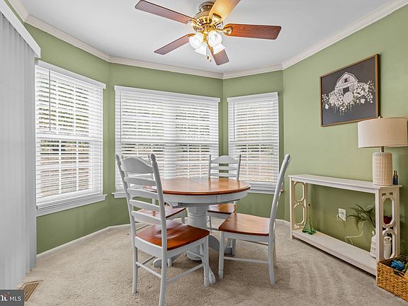 5th image of 501 Heritage Pl