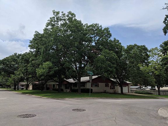 2nd image of 908 Floradale Dr