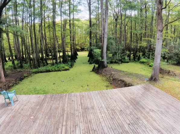 251 E Longs Camp Rd, Karnack, TX 75661