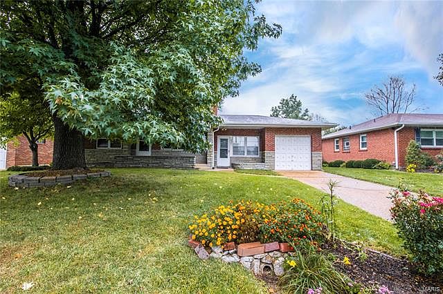 1st image of 3931 Cordes Dr