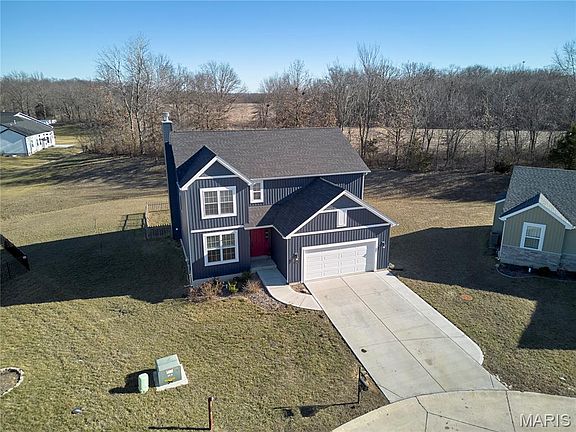 4th image of 340 Birchwood Dr