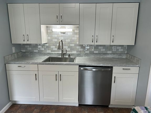 4th image of 1505 Wilber St