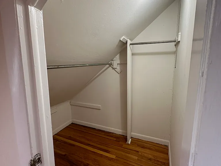 935 Lombard St #202 — Photo 14