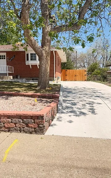 2872 S Quitman St — Photo 36