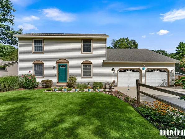 17047 Lincoln St, Grand Haven, MI 49417