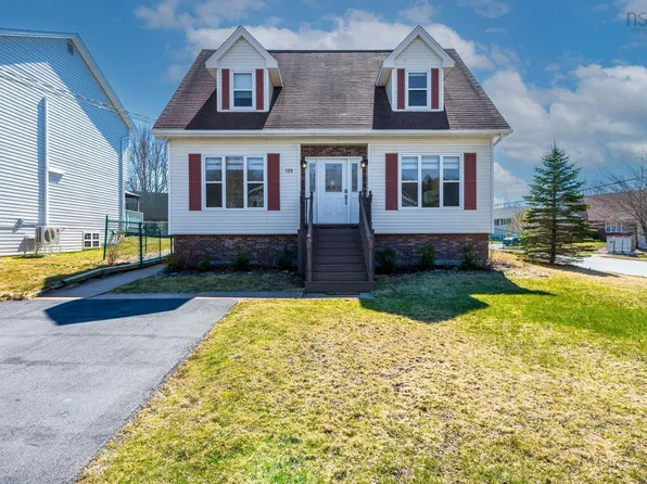 120 Sherwood St, Cole Harbour, NS B2V 2S3