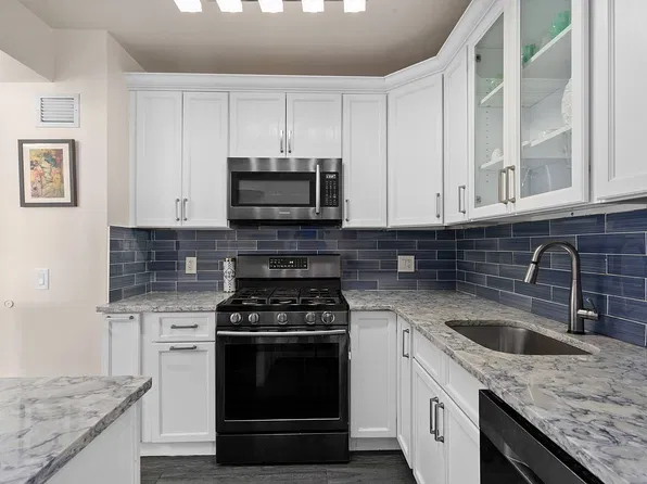 163 Saint Nicholas Ave APT 5D, New York, NY 10026