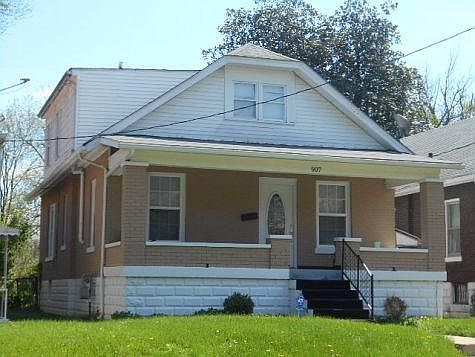 1st image of 907 S 40th St