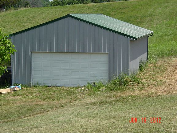 24 X 30 DETACHED GARGE